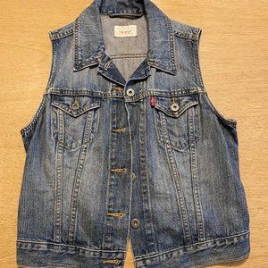Women's Levi's Denim Vest